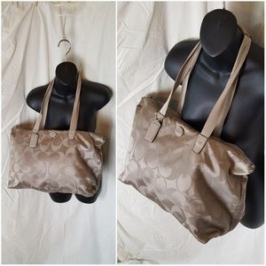 Coach | tote bag + zipper pouch